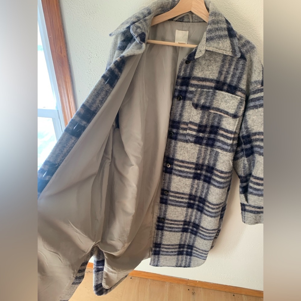 H&M Plaid wool blend long shacket - Picture 3 of 8